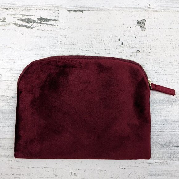 NEW! Toiletry Pouch | Creative & Passionate - Picture 3 of 7